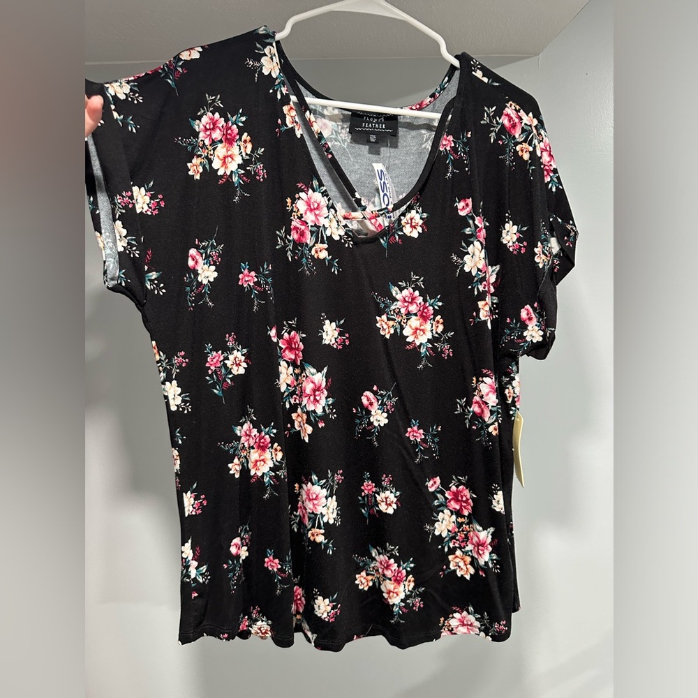 Women’s plus top